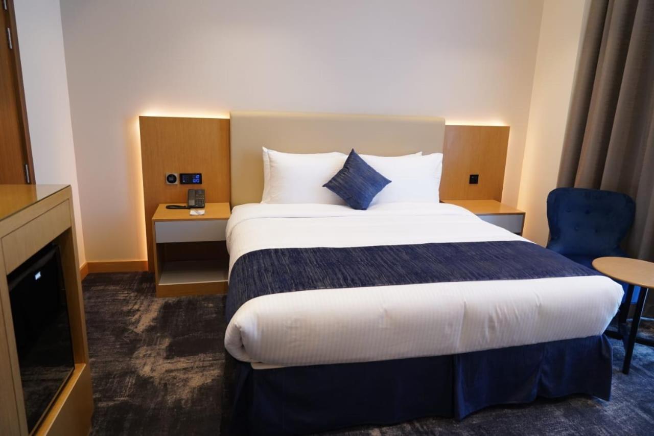 שארג'ה Al Hayat Hotel מראה חיצוני תמונה